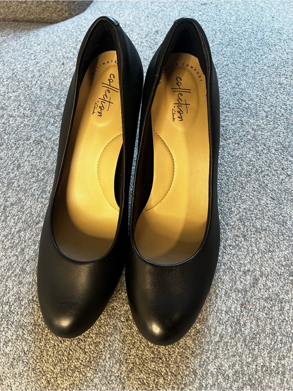 Clarks Black Rounded-Toe Women's Comfort Heels